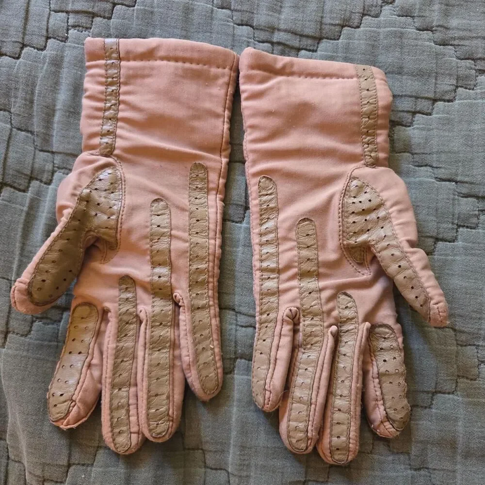 Isotoner Women's Pink and Tan Gloves - Picture 2 of 6